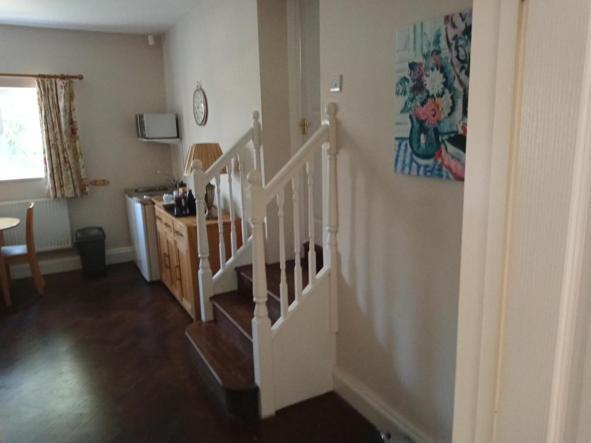 Oak End Apartment *
